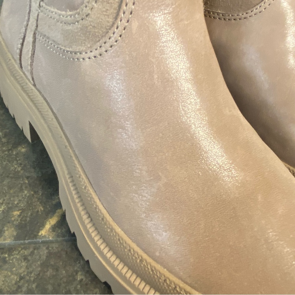 Lucky Brand Tan Taupe Eabile Lug Sole Ankle Boots 9M - Picture 8 of 10